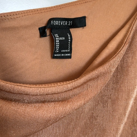 Forever 21 bronze tan left long sleeved mini dress - Picture 3 of 4